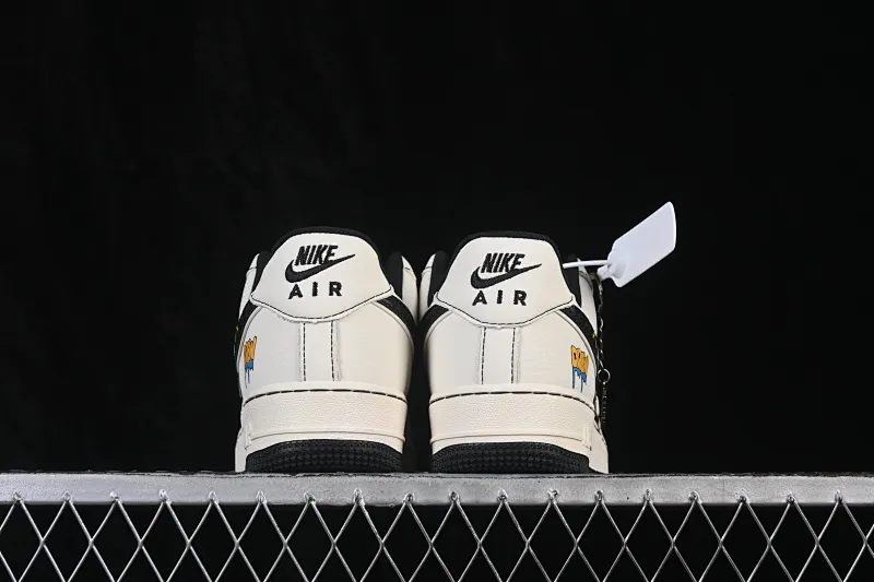 All categories Nk Air Force 1 Air Force series Nk Air Force 1 Low Air Force low-top Nike Air Force 1'07 Low joint model Air Force 1 low-top casual sneakers KD1688-008
